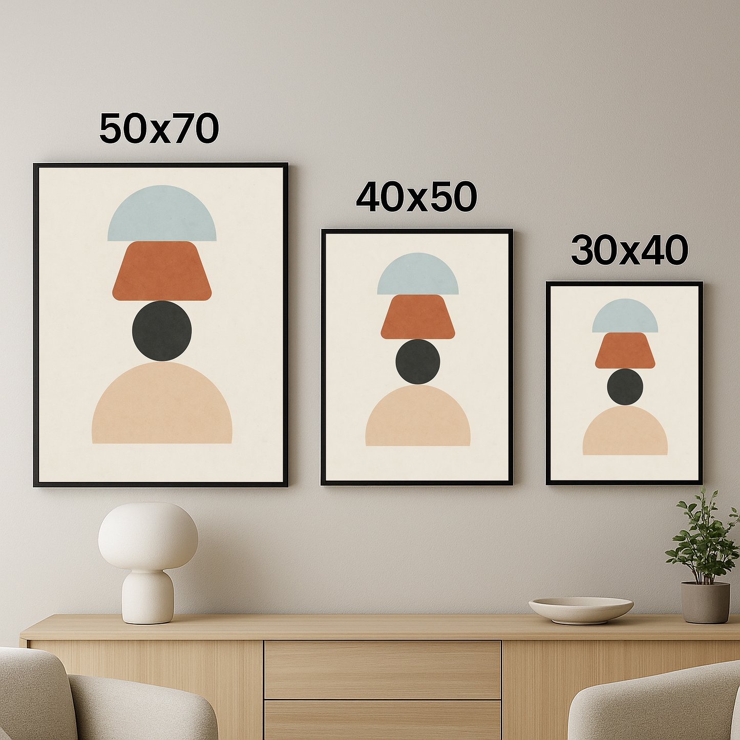 50x70, 40x50 ve 30x40 cm boyutlarında çerçevelenmiş olarak duvarda sergilenen geometrik modern tablo seti